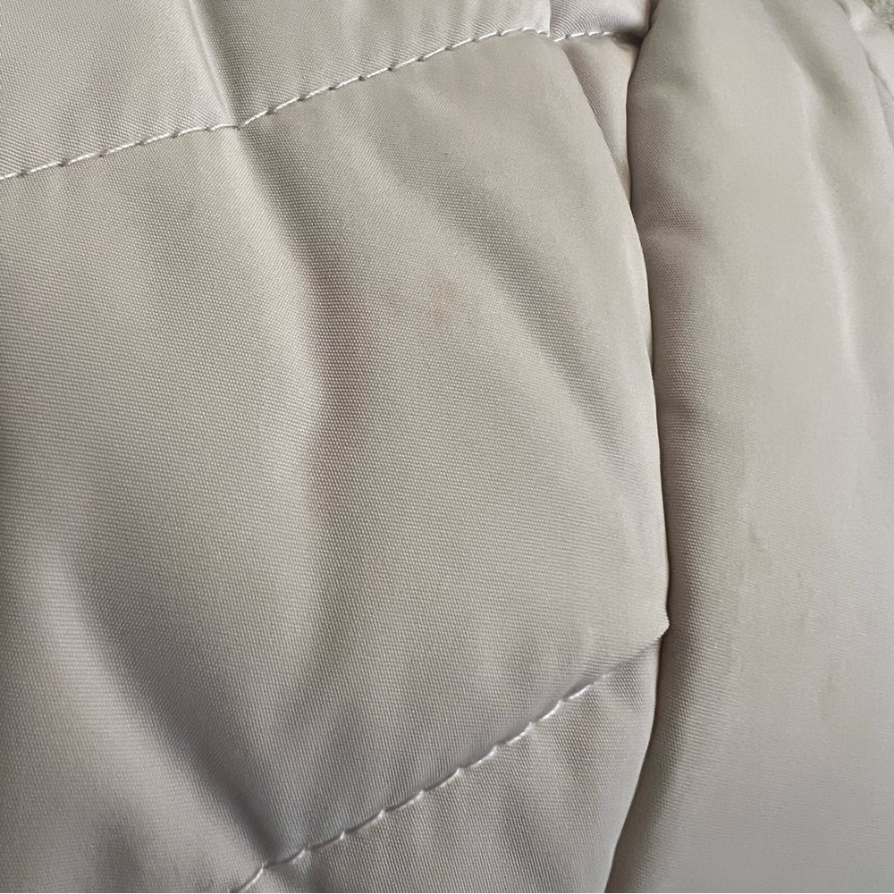 Calvin Klein Quilted Faux Fur Collar Puffer Vest- Beige M - Picture 10 of 10